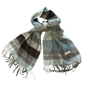 NWOT BYTU 100% wool gray & aqua plaid scarf